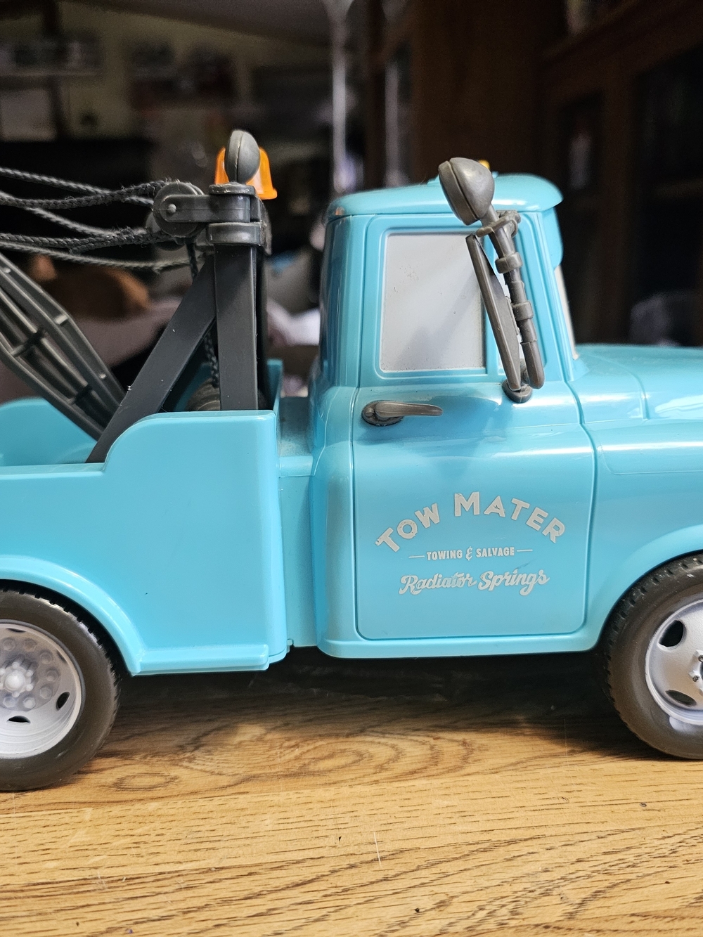 Disney Teal Tow Mater Toy Truck. Talking And Lights Work
